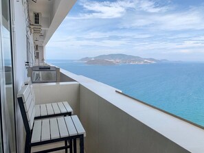 Panorama tweepersoonskamer, 2 slaapkamers, roken, balkon | Terras