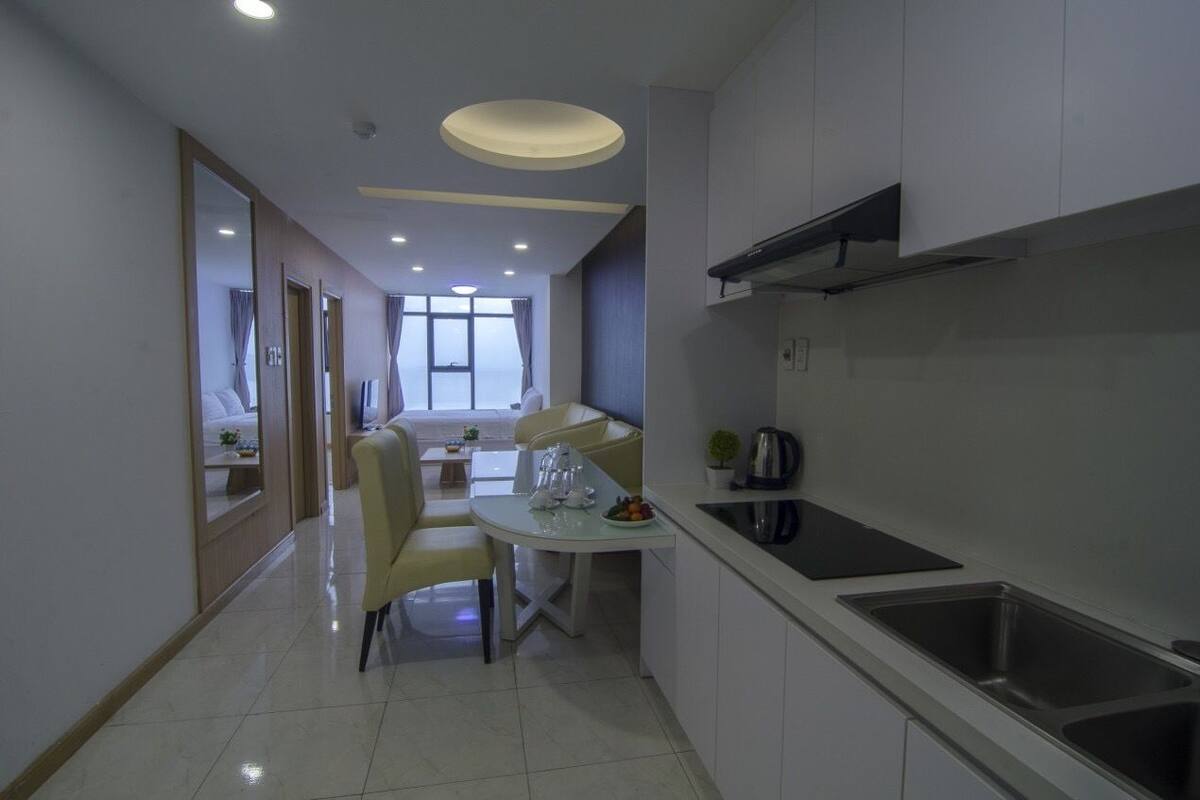 Romantic Apartment, 2 Bedrooms, Partial Sea View, Tower | Egyptian cotton sheets, premium bedding, desk, laptop workspace