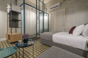 In-room safe, blackout drapes, soundproofing, free WiFi