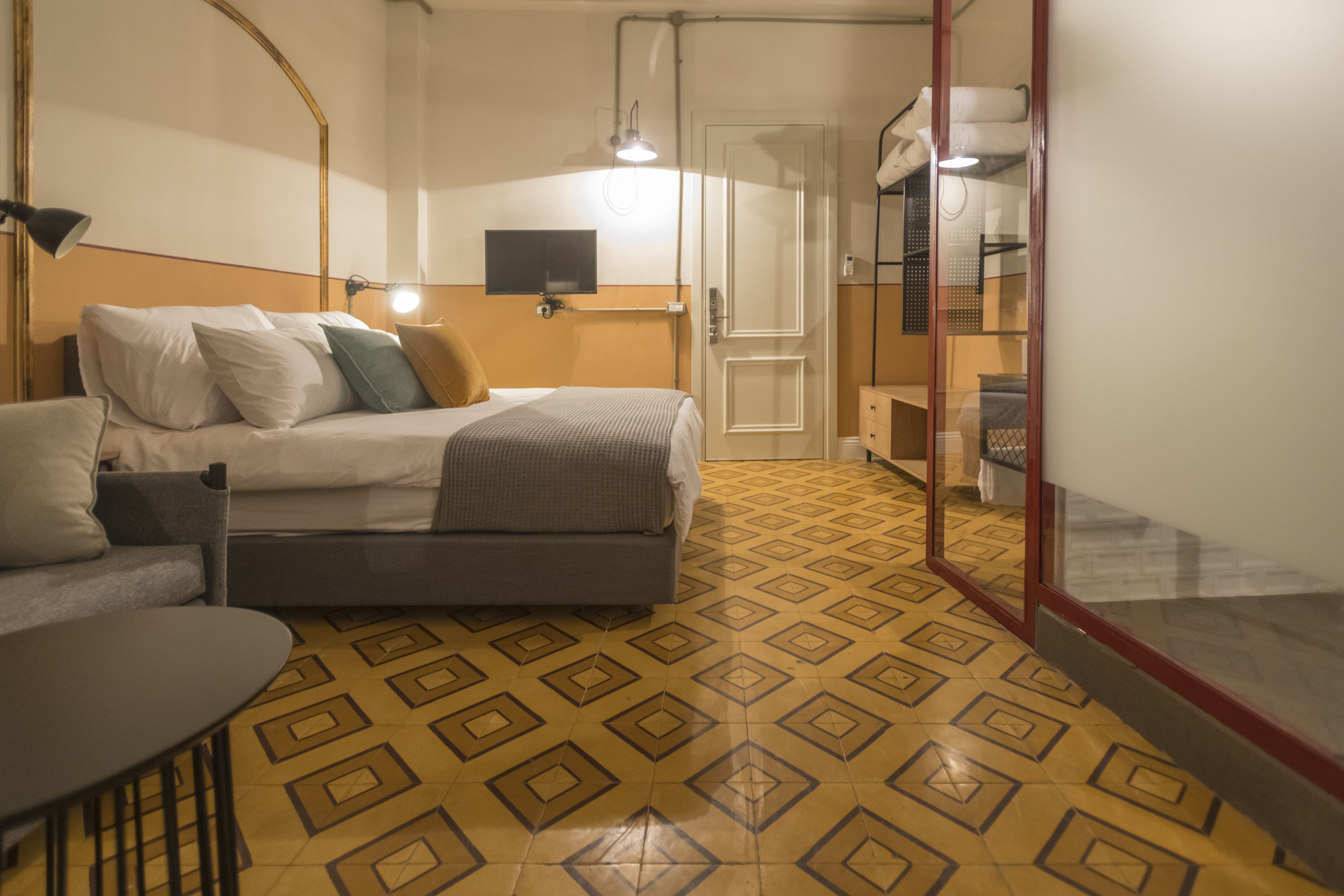 superior room, non smoking | in-room safe, blackout curtains, soundproofing, free wifi