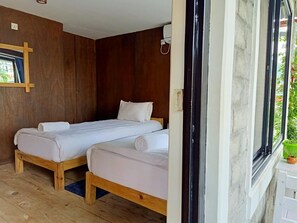 تجهيزات عازلة للصوت