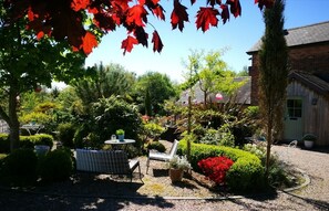 時尚客房, 1 張特大雙人床, 非吸煙房, 庭園景觀 | 庭園景