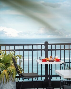 Terrace/patio - Huvan Beach Hotel at Hulhumale' (Hulhumalé)