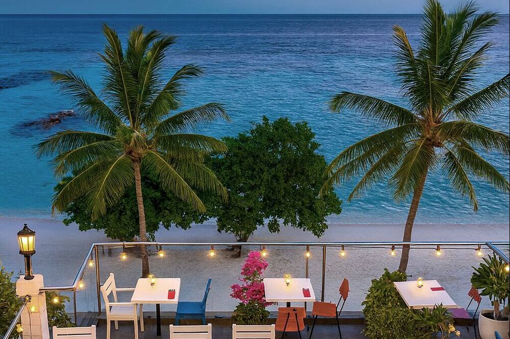 Huvan Beach Hotel at Hulhumale'