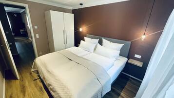 Ferienwohnung 5 | Premium bedding, individually decorated, individually furnished
