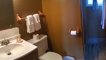 Habitació doble estàndard, bany privat (One) | Bany