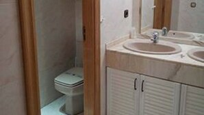 Departamento, 3 habitaciones | Baño