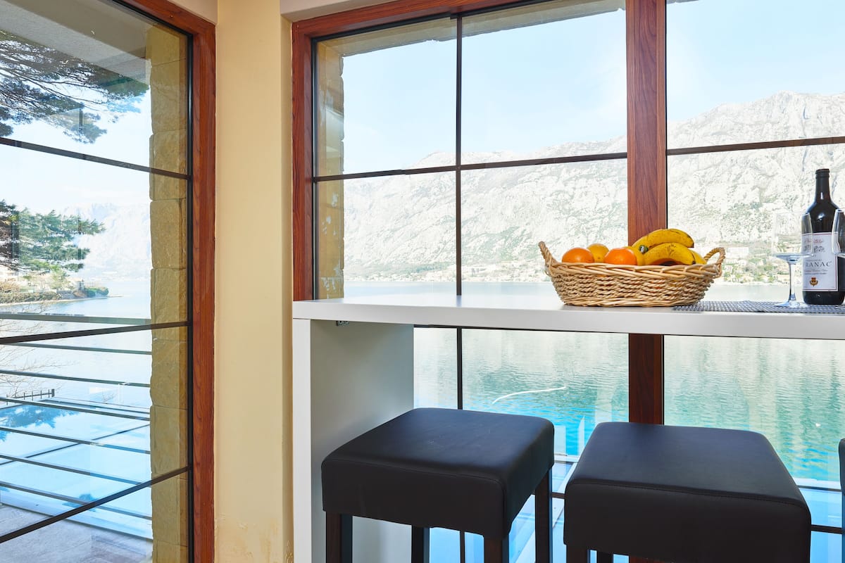 Penthouse, 3 Bedrooms, Sea View | Premium bedding, in-room safe, blackout drapes, soundproofing