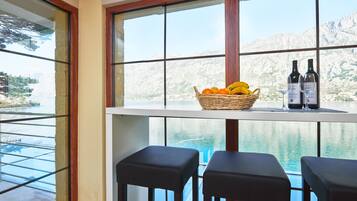 Penthouse, 3 Bedrooms, Sea View | Premium bedding, in-room safe, individually decorated