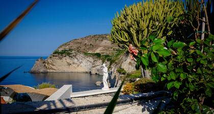 Casa Adolfo Ischia