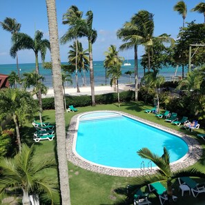 Outdoor pool, open 6:00 AM to 10:00 PM, pool loungers - La Dolce Vita 12 Beachfront Hotels, Las Terrenas, Samana (Las Terrenas)