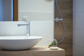 Bathroom - Pension Auszeit Velden (Velden am Wörther See)
