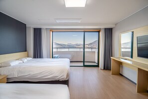 Chambre Supérieure avec lits jumeaux, vue lac (Lake Hotel) | Wi-Fi gratuit, draps fournis