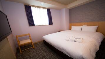 Kahden hengen standard-huone, tupakointi kielletty | Untuvapeitot, työpöytä, pimennysverhot, äänieristys