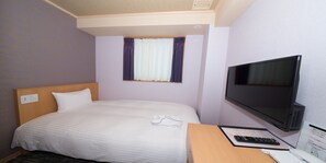 Standard Double Room, Non Smoking | Down duvets, desk, blackout curtains, soundproofing - Sakura Sky Hotel Kashiwa (Kashiwa)