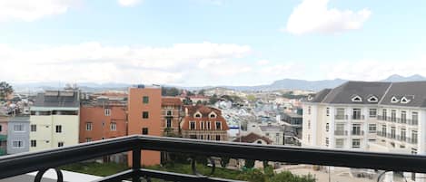 Deluxe Double Room, Balcony | Balcony