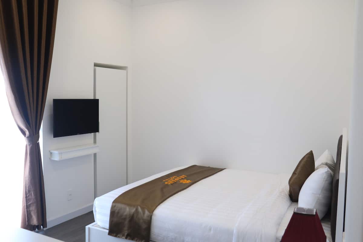 Habitación doble Deluxe, balcón | Escritorio, insonorización y wifi gratis