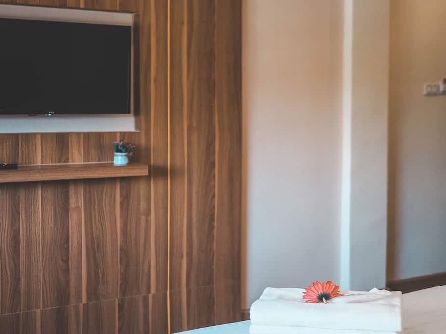 Deluxe-dobbeltværelse - 1 kingsize-seng | Skrivebord, arbejdsområde til bærbare computere