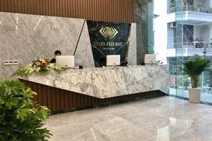 星評価なしの画像、5 / 56、ボタン