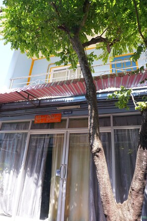 Exterior - K & M House - Hostel (Ko Pha-ngan)