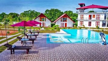 Outdoor pool