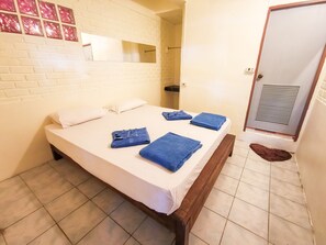 Standard Double Room | Rollaway beds, free WiFi, bed sheets - Jaya Hostel - Adults Only (Ko Pha-ngan)