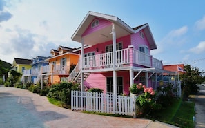 Exterior detail - Bunny Hill Resort (Sattahip)