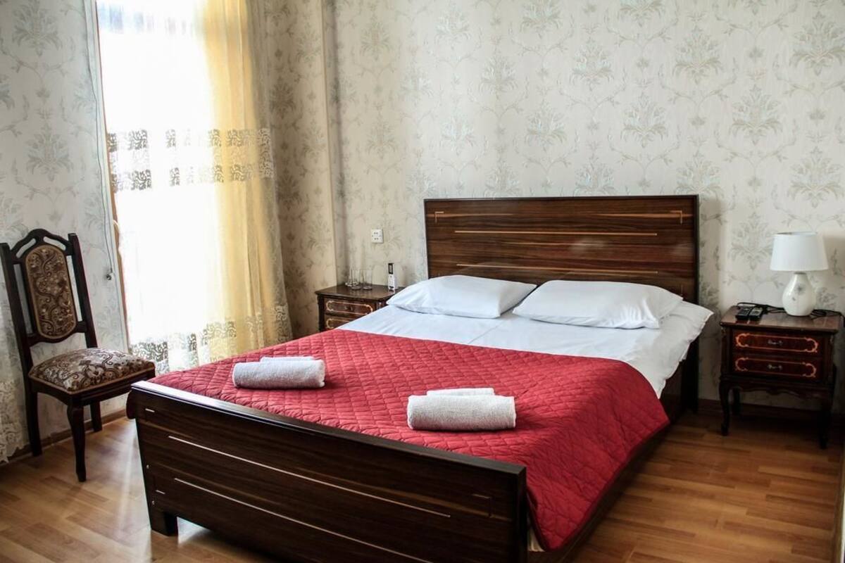 Standard Double Room, Balcony | In-room safe, soundproofing, WiFi (free), bed sheets