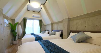 Kurosaki House