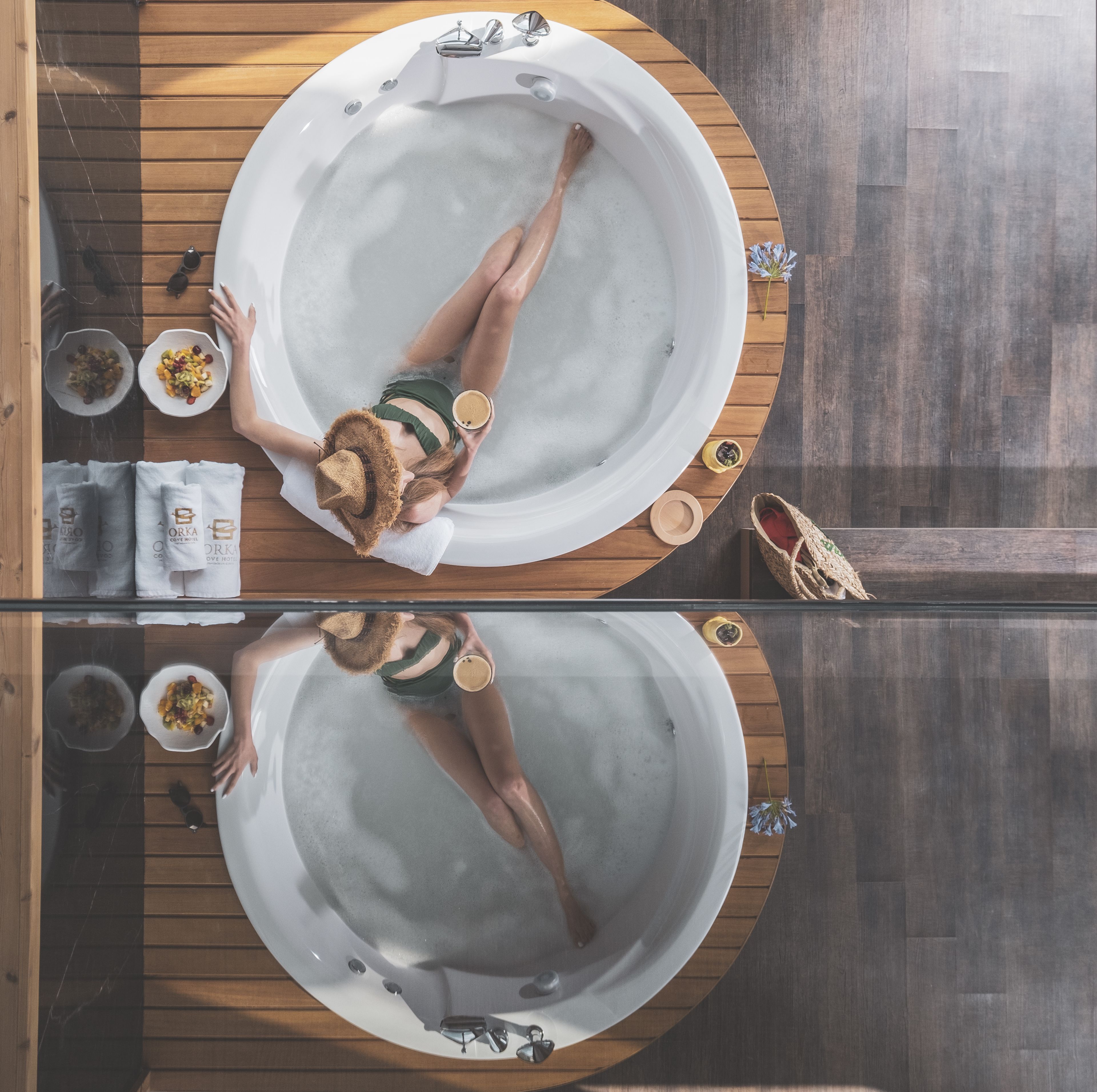 Penthouse, Pool View