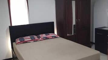 Standard House, 6 Bedrooms | Desk, free WiFi