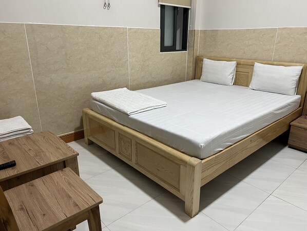 Double Room Single Use | Minibar, free WiFi