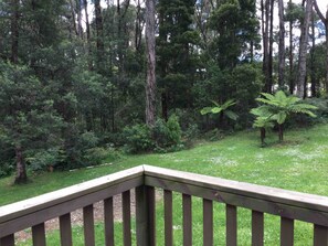 Superior Cottage, 1 Queen Bed, Non Smoking, Garden View | Garden view - Emerald Creek Cottages (Emerald)