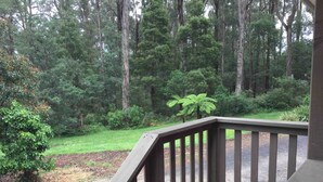Unclassified image, 2 of 12, button - Emerald Creek Cottages (Emerald)