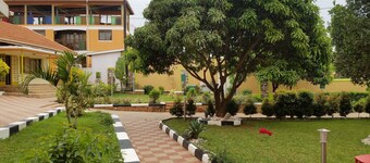 Sibyangu Standard Hotel