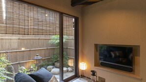 町家一棟貸し切り | コートヤード ビュー