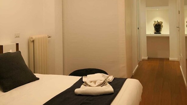 Luxury Double Room, Non Smoking, City View | Premium bedding, down duvets, memory-foam beds, free minibar items - Cinque Cento Suite Prati Delle Vittorie (Rome)