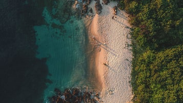 Vlak bij het strand, wit zand