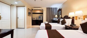 Palladium Suites Hotel