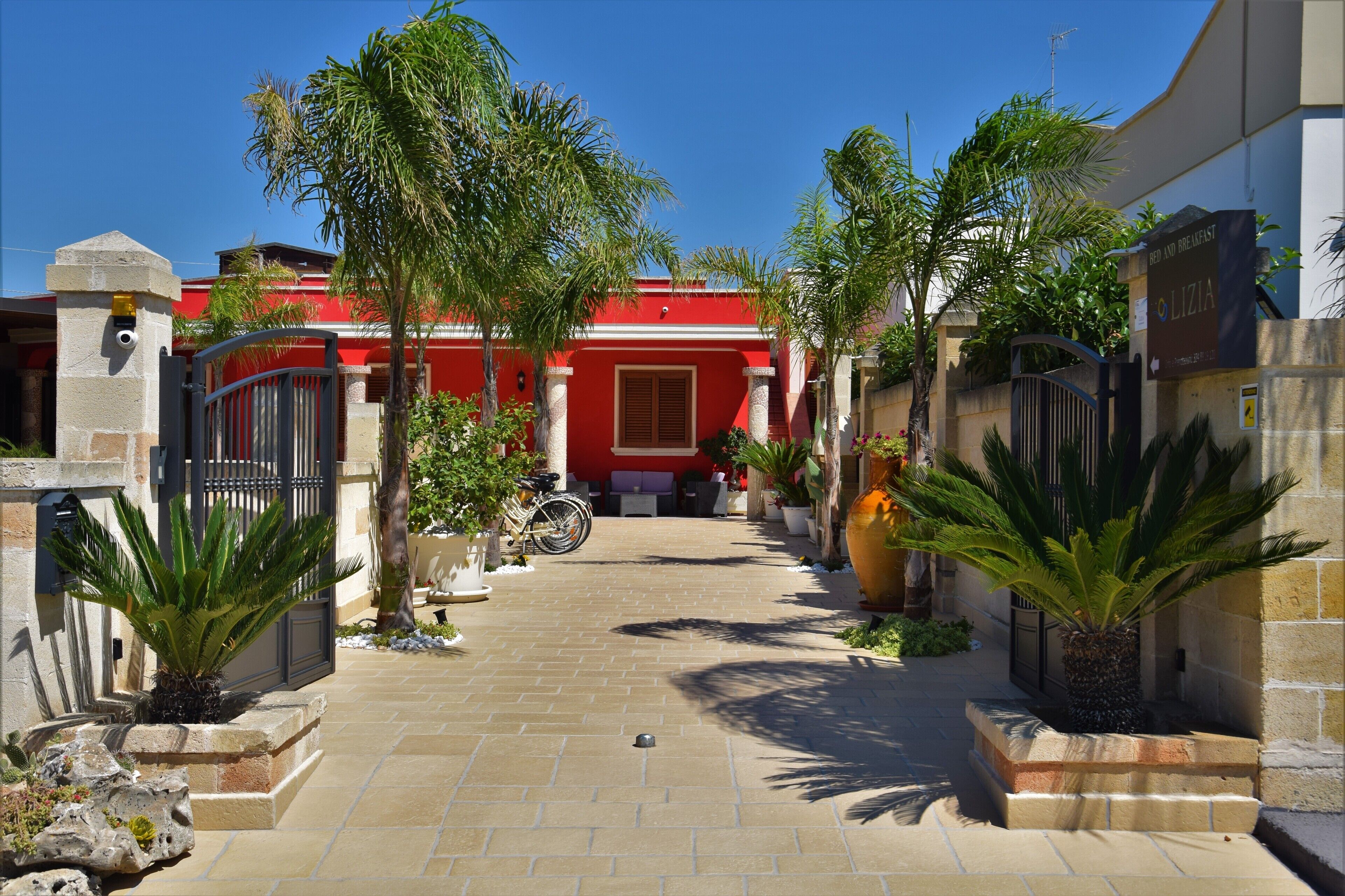 Façana frontal de l'allotjament