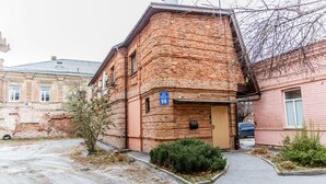 숙박 시설 입구