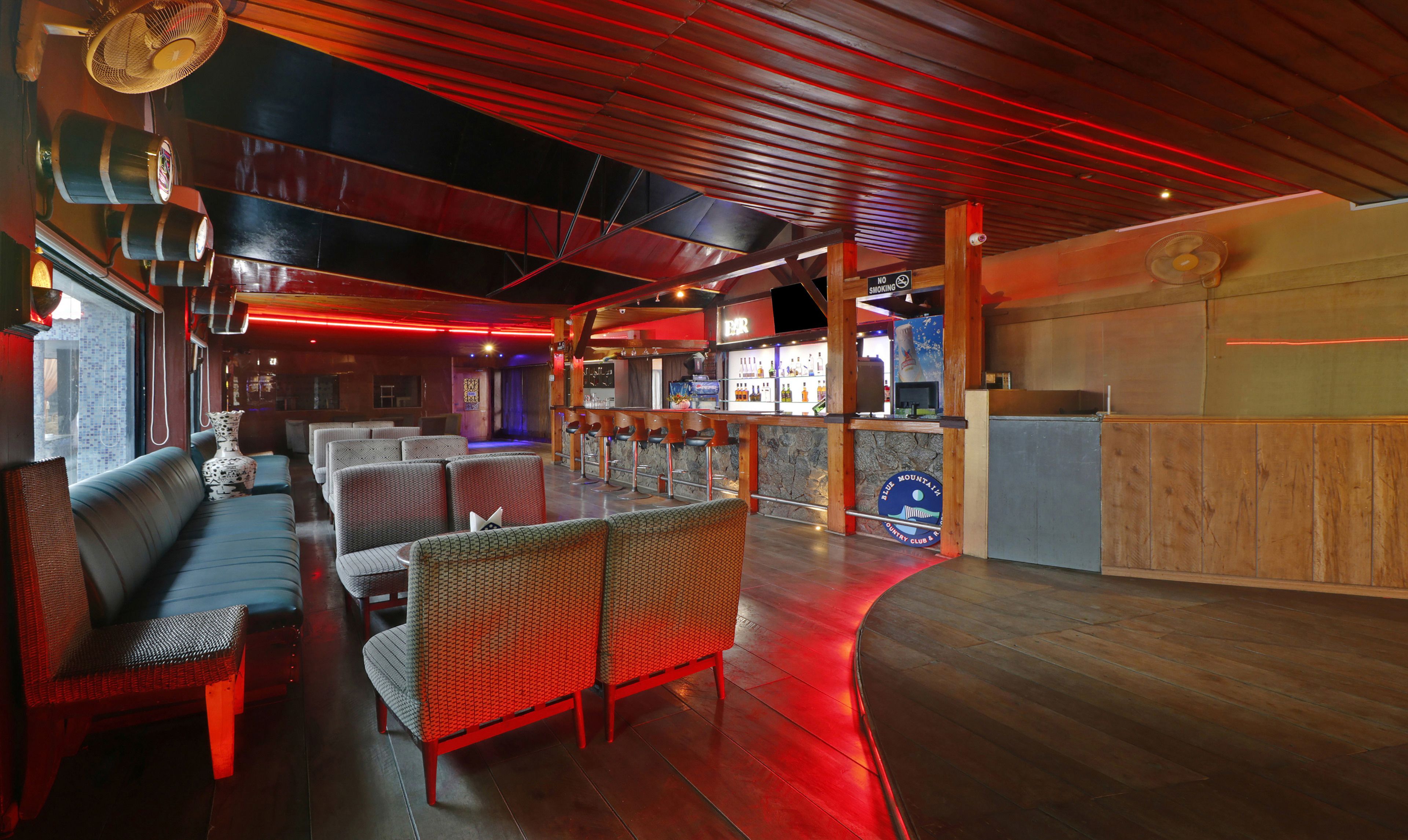 Bar (en la propiedad)