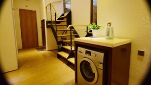 Interior - Shenzhen Port Apartment (Shenzhen)