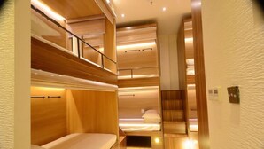 Desk, blackout drapes, iron/ironing board (on request), WiFi (free) - Shenzhen Port Apartment (Shenzhen)