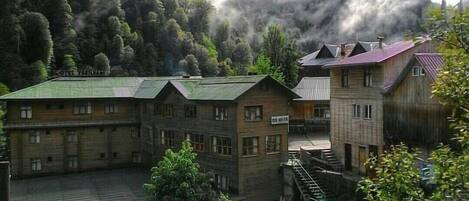 Room, Connecting Rooms | Terrace/patio