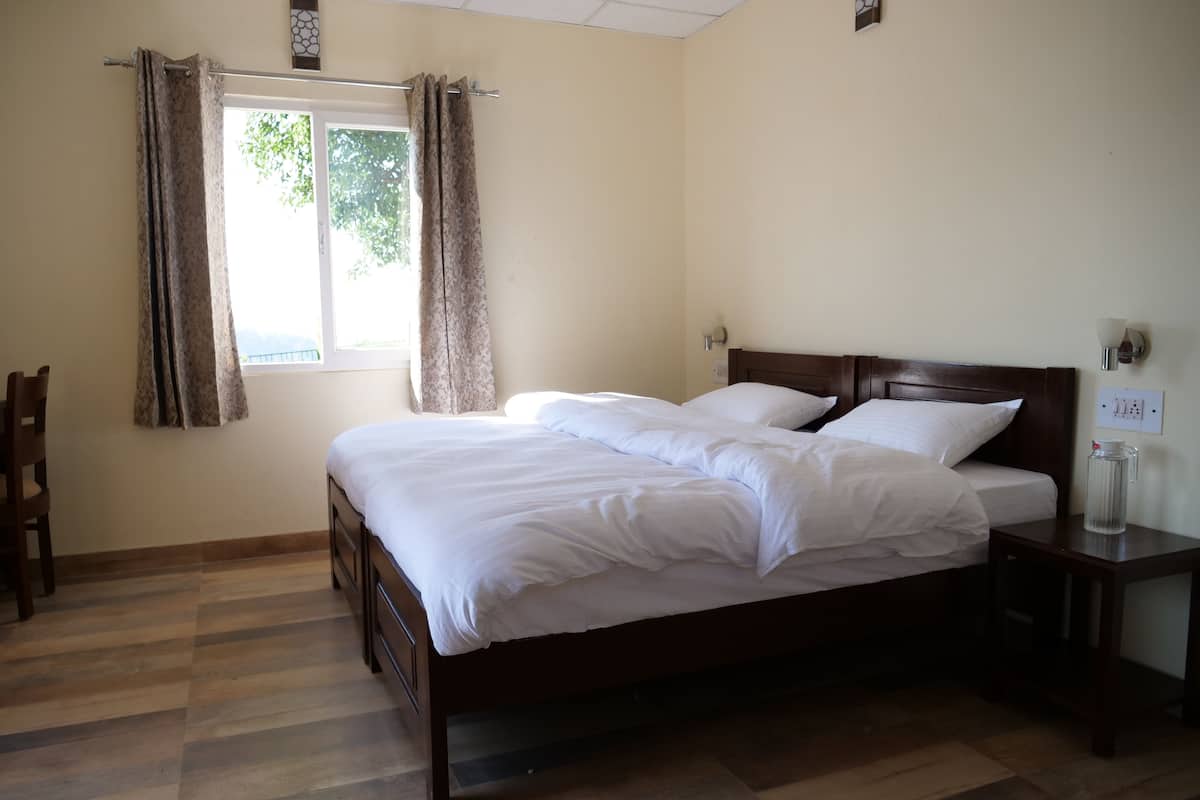 Cottage Premium, 1 letto matrimoniale, non fumatori, vista montagna | Biancheria da letto di alta qualità, tende oscuranti, insonorizzazione