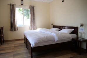 Småhus – premium, 1 dobbeltseng, ikke-røyk, fjellutsikt | Sengetøy av topp kvalitet, blendingsgardiner og lydisolert