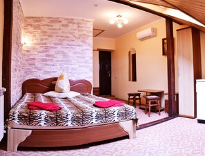 Einzelzimmer, 1 Queen-Bett, Nichtraucher | Verdunkelungsvorhänge, Bügeleisen/Bügelbrett, kostenloses WLAN