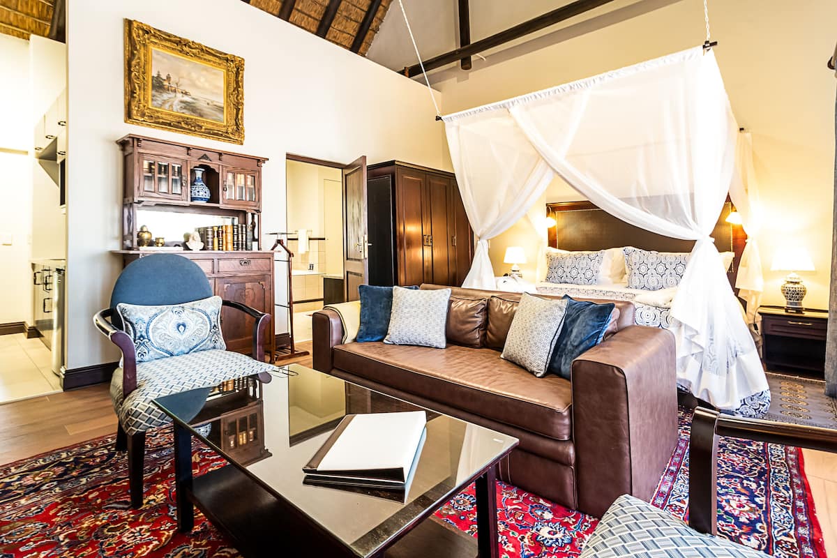 Superior Suite | In-room safe, desk, iron/ironing board (on request), cribs (free)