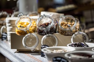 Desayuno buffet todos los días (con cargo)